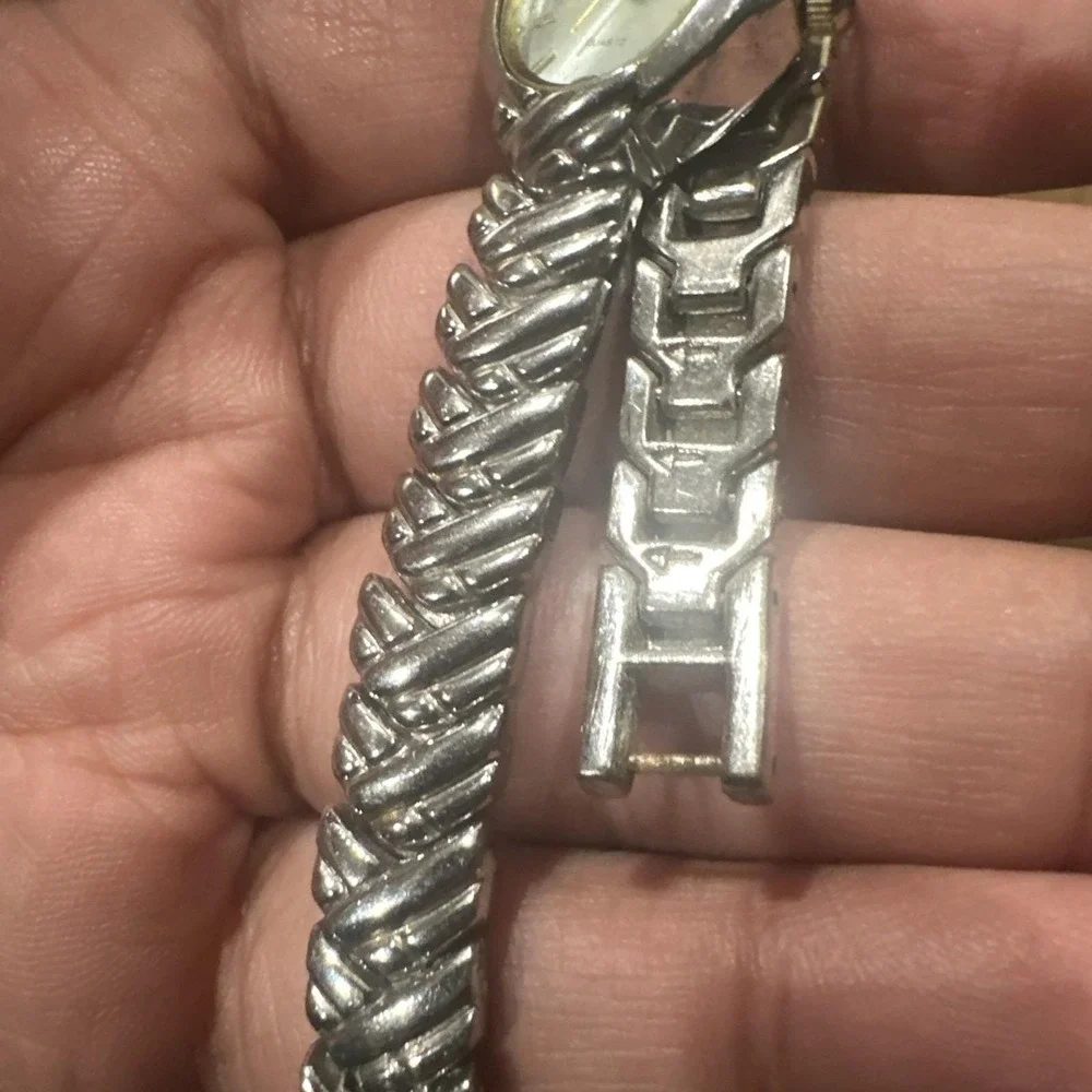 Working‎ Faded Glory Silver 20mm Women's Watch Bracelet Band Analog Fit 7.5in